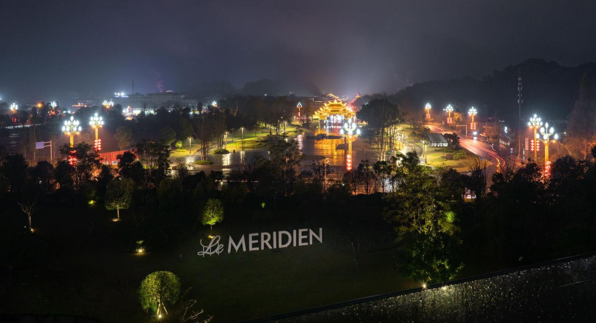 Le Meridien Emei Mountain Resort Emeishan Dış mekan fotoğraf